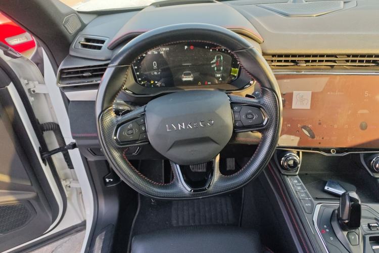 Used Lynk & Co 05 2022 2.0TD Four-Wheel Drive Dynamic Halo