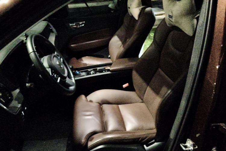 Used Volvo XC60 2020 T5 4x4 Smart Luxury Edition
