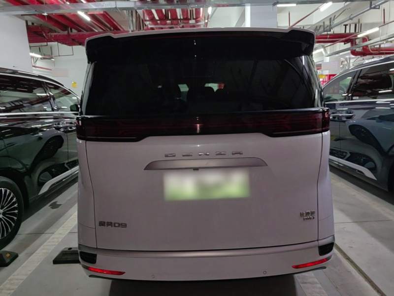 Used Denza D9 2024 DM-i 970 Luxury Model — 5