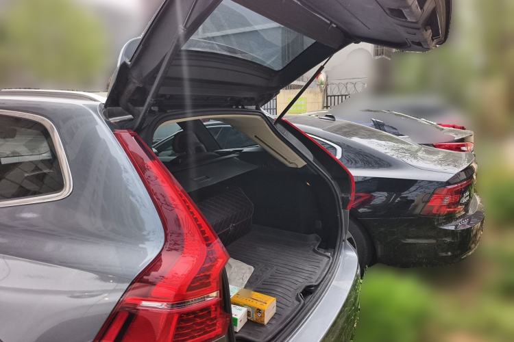 Used Volvo XC60 2019 T5 4x4 Smart Edition China VI Standard