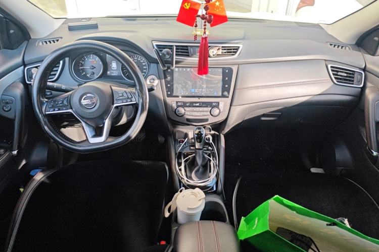 Used Nissan Qashqai 2022 2.0L CVT XV Premier Luxury Edition Interior 2