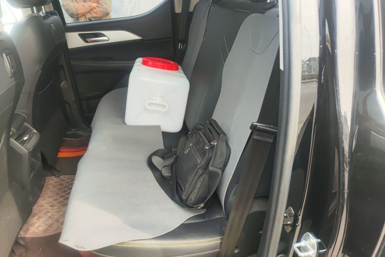 Used Great Wall King Kong Poer 2023 2.0T Automatic Diesel 4x4 Elite Edition Flatbed GW4D20M Left Rear Seat