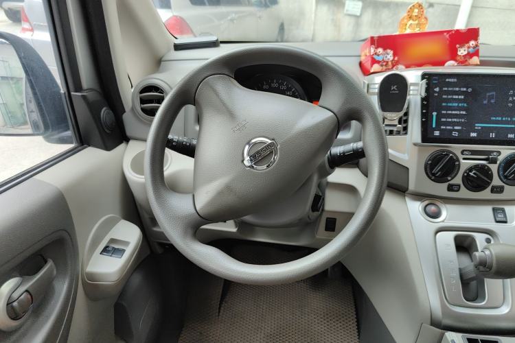 Used Nissan NV200 2016 Revised Version 1.6L CVT Luxury Edition Steering Wheel