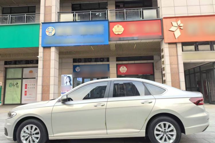 Used Volkswagen Lavida 2021 1.5L Automatic Fashion Edition Exterior 3