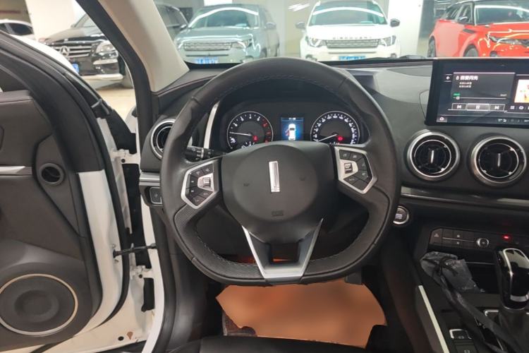 Used Wey VV5 2019 2.0T Two-Wheel-Drive Ultimate Edition