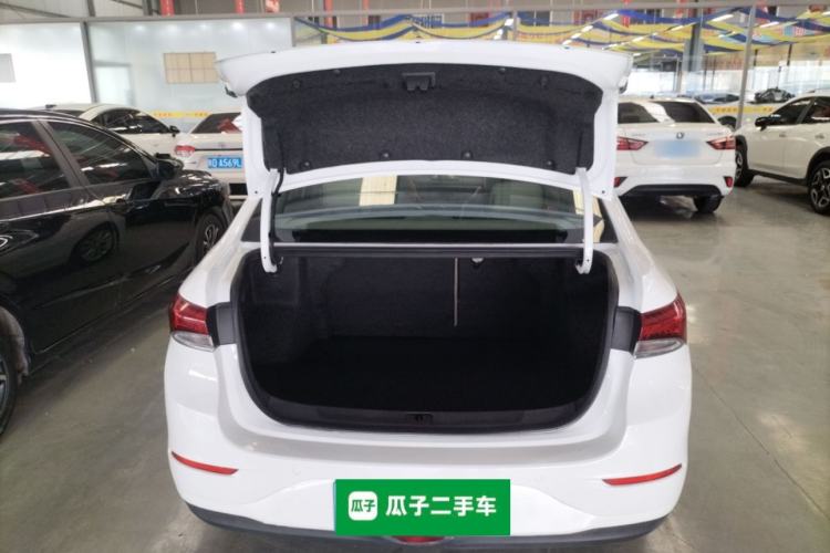 Used Buick GT 2019 15T Dual-Clutch Connected Elite Model China VI Trunk