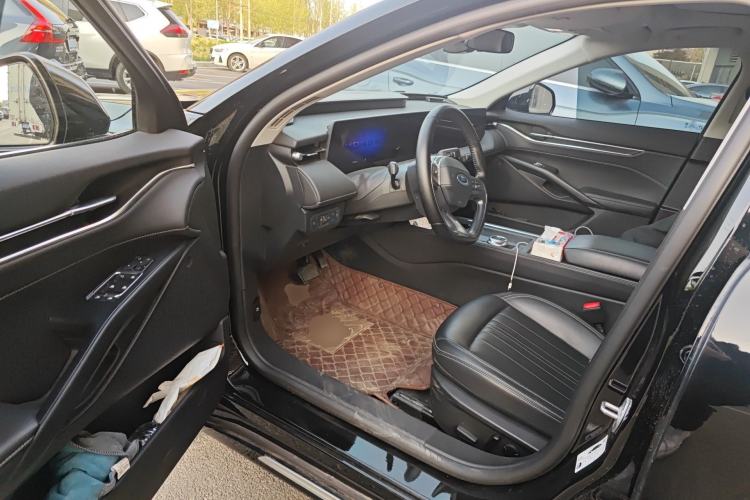 Used Ford Mondeo 2025 2.0T EcoBoost Luxury Version