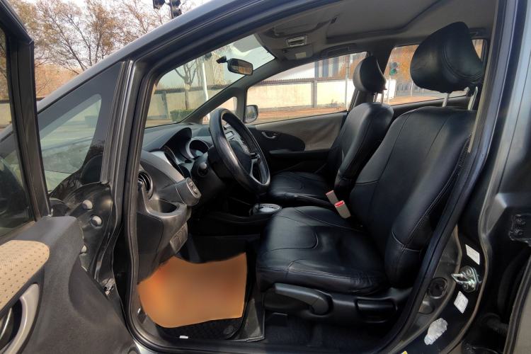 Used Honda Fit 2008 1.5L automatic luxury edition