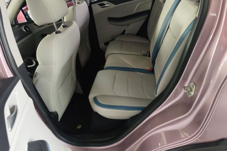 Used BYD Yuan Pro 2023 401KM Luxury Version Left Rear Seat