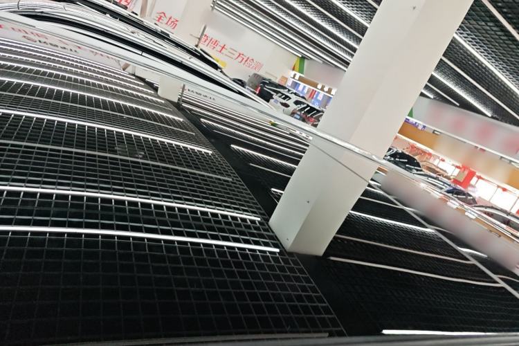 Used Toyota Highlander 2018 2.0T Four-Wheel Drive Luxury Version 7 Seats China VI Standard
