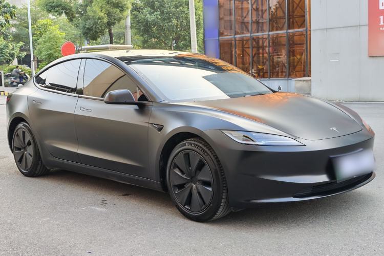 Used Tesla Model 3 2023 Long-Range All-Wheel-Drive Version