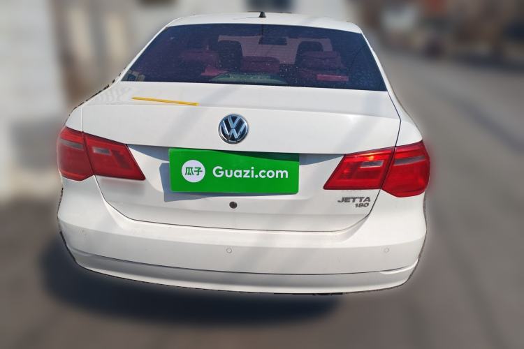 Used Volkswagen Jetta 2015 1.6L Manual Comfort Model