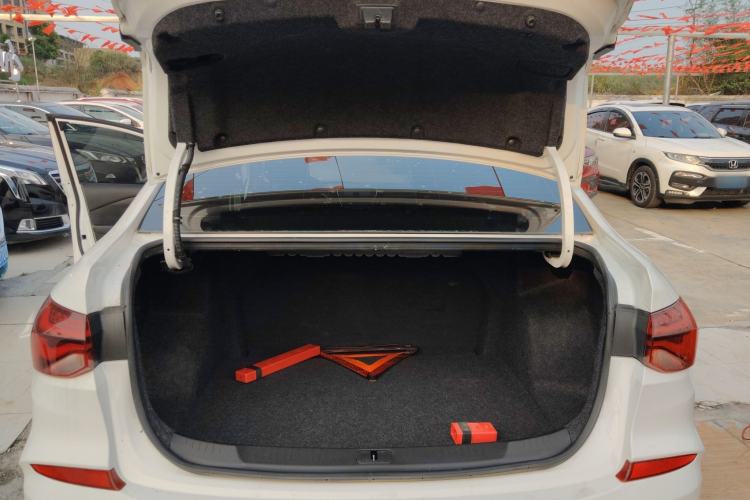 Used Chevrolet Monza 2020 Light Hybrid Redline 320T Dual-Clutch Joyful Edition Trunk