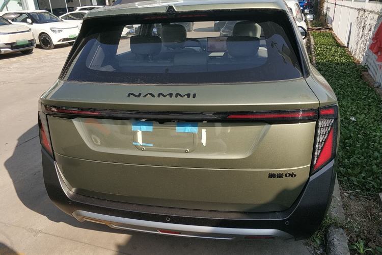 Used Dongfeng NAMMI 06 2025 401 Pro
