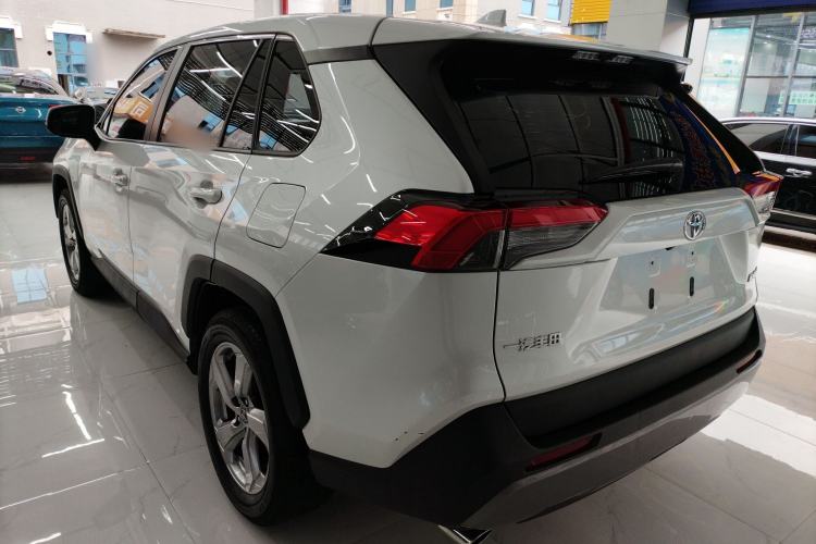 Used Toyota RAV4 2021 2.0L CVT Two-Wheel Drive Fashion PLUS Edition