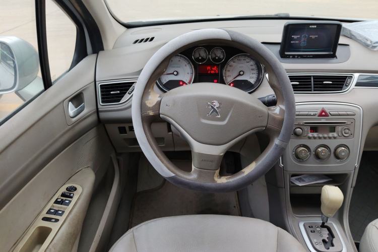 Used Peugeot 308 2013 1.6L Automatic YouShang Model Steering Wheel