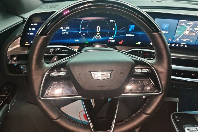 Used Cadillac LYRIQ 2022 Rear-Drive Long-Range Prestige Edition
