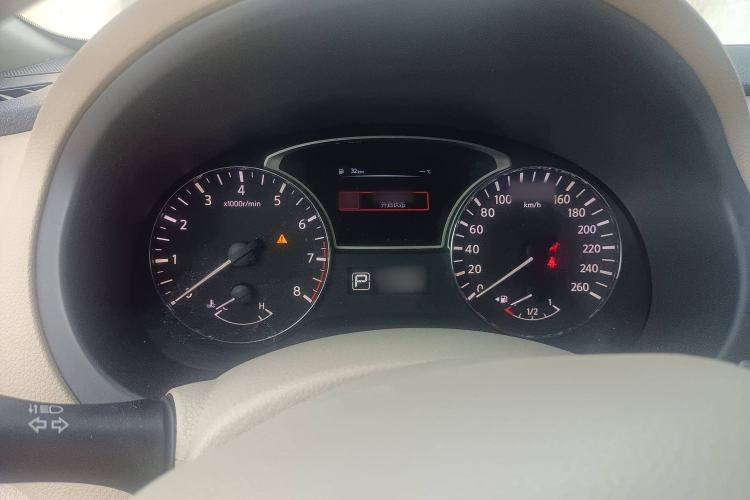 Used Nissan Teana 2015 2.0L XE-Sporty Champions League Sports Edition
