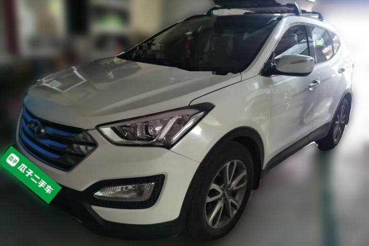Used Hyundai Santa Fe Classic 2013 Facelift 3.0L 4x4 Comfort Edition with Navigation Euro IV compliant