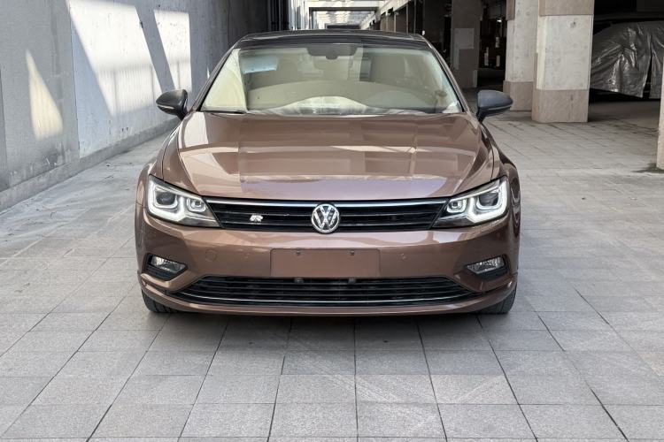 Used Volkswagen Lamando 2015 330TSI DSG Luxury Edition
