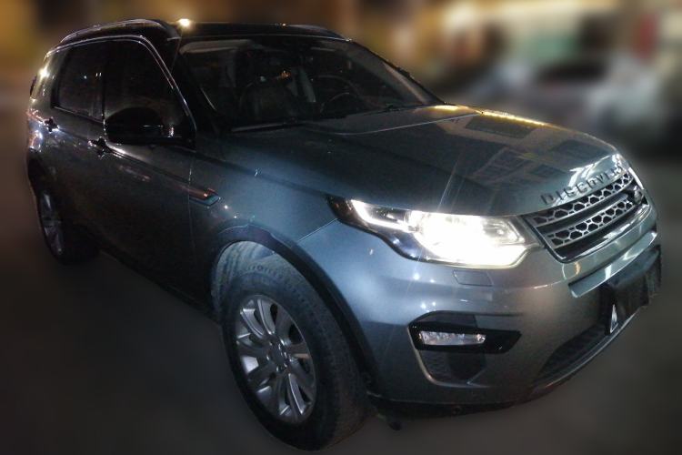 Used Land Rover Discovery Sport 2019 240 PS SE Version China VI Standard
