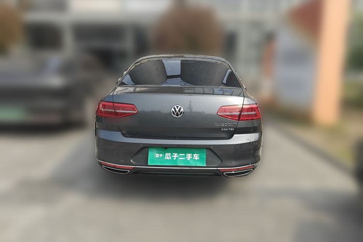 Used Volkswagen Magotan 2017 330TSI DSG Luxury Model Rear