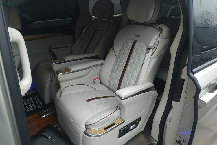 Used Buick GL8 2018 ES 28T Comfort Model China VI Standard