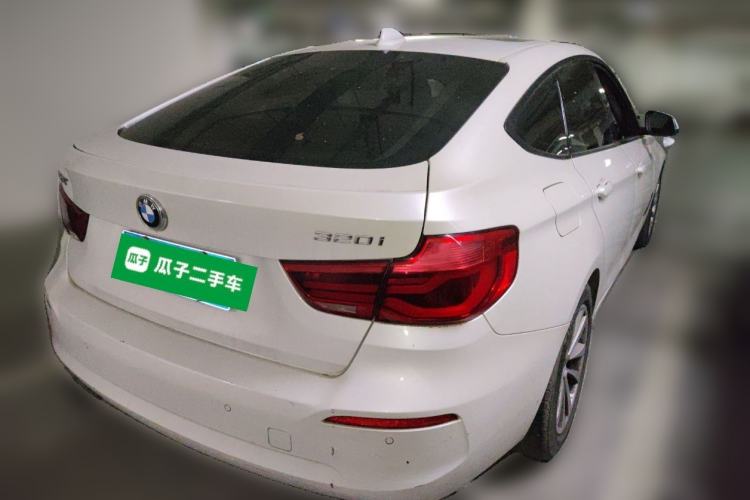 Used BMW 3 Series GT 2017 320i Sport Edition