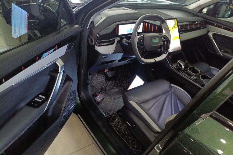 Used Geely Auto FX11 2023 1.5TD DCT Luxury Version
