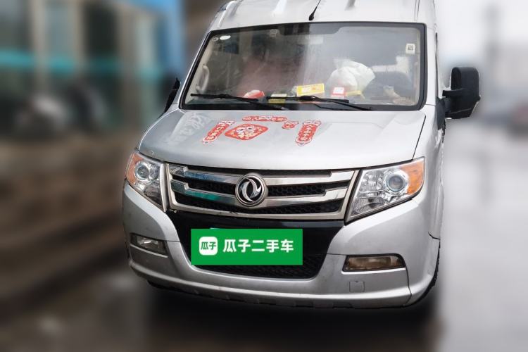 Used Dongfeng Yufeng 2021 2.0T Rear-Drive Logistics Vehicle Short Wheelbase Mid-Roof 5-9 Seaters China VI Standard D20
