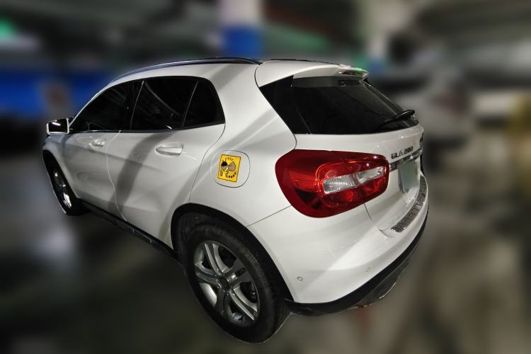 Used Mercedes-Benz GLA 2016 GLA 200 Sport Edition Rear Left 45 Deg