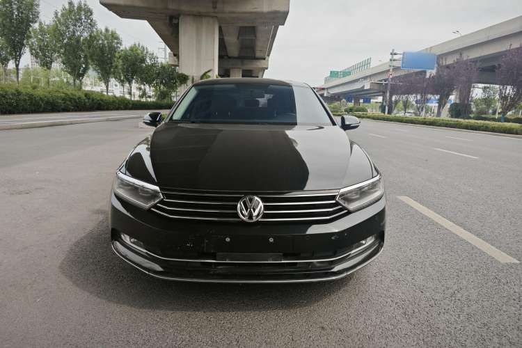 Used Volkswagen Magotan 2018 330TSI DSG Advanced Model