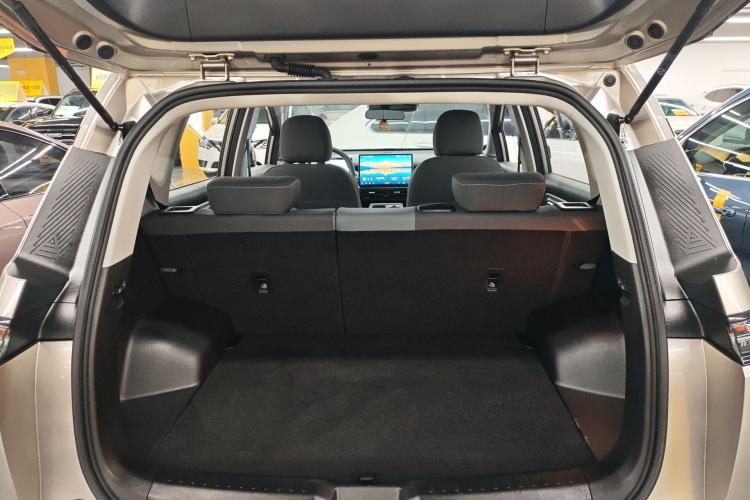 Used AION Y 2023 Plus 510 Enjoy Edition Trunk