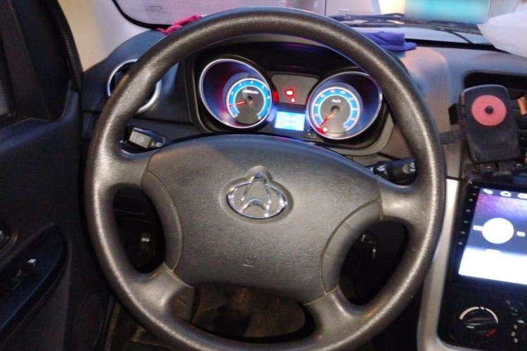 Used CHANGAN KAICHENG Ruixing M70 2018 1.5L Comfort Version Flat-Top Bi-Door DAM15DL Steering Wheel