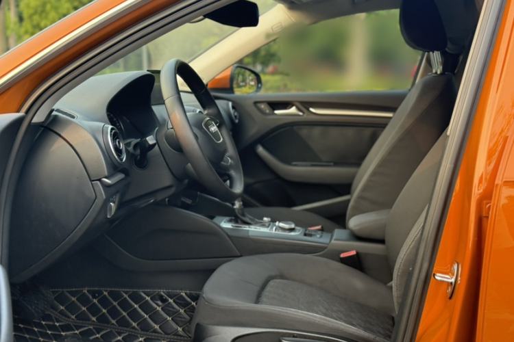 Used Audi A3 2014 Sportback 35 TFSI Automatic Ambition Edition Interior 1