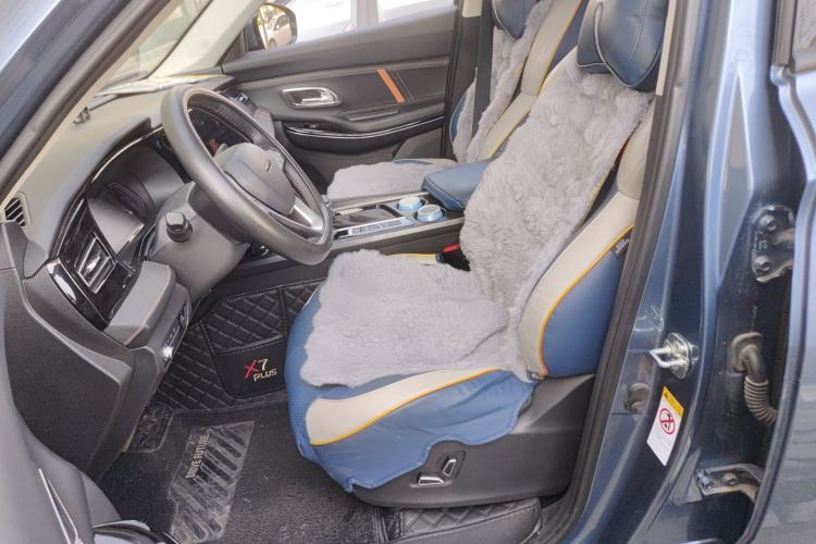 Used CHANGAN OSHAN X7 PLUS 2022 1.5T Blue Whale Edition Automatic Prestige Version Left Front Seat