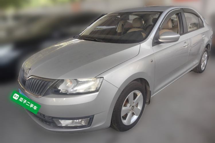 Used Skoda Rapid 2013 1.6L Automatic Smart Selection Model