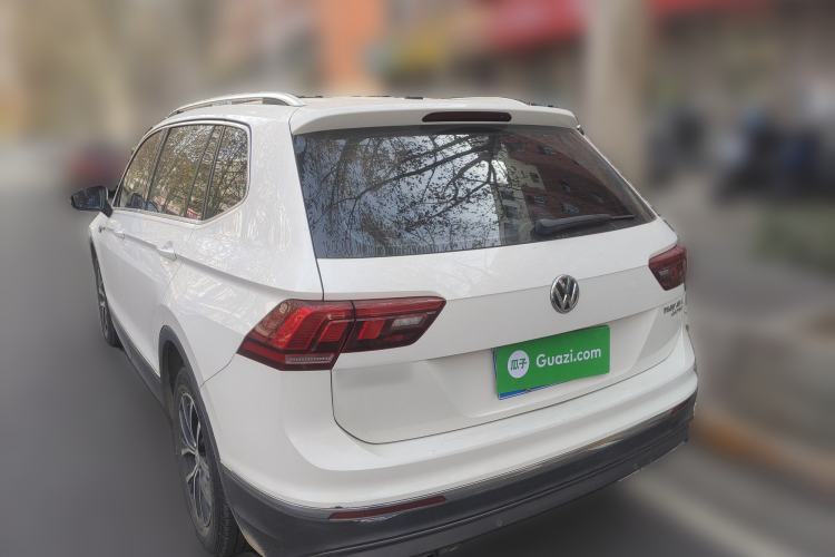 Used Volkswagen Tiguan L 2018 330TSI Automatic Two-Wheel Drive Comfort Edition Rear Left 45 Deg