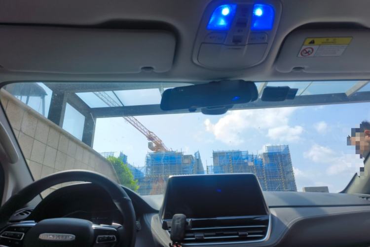 Used SAIC MAXUS G20 2021 Facelifted PLUS 2.0T Gasoline Automatic Luxury Edition