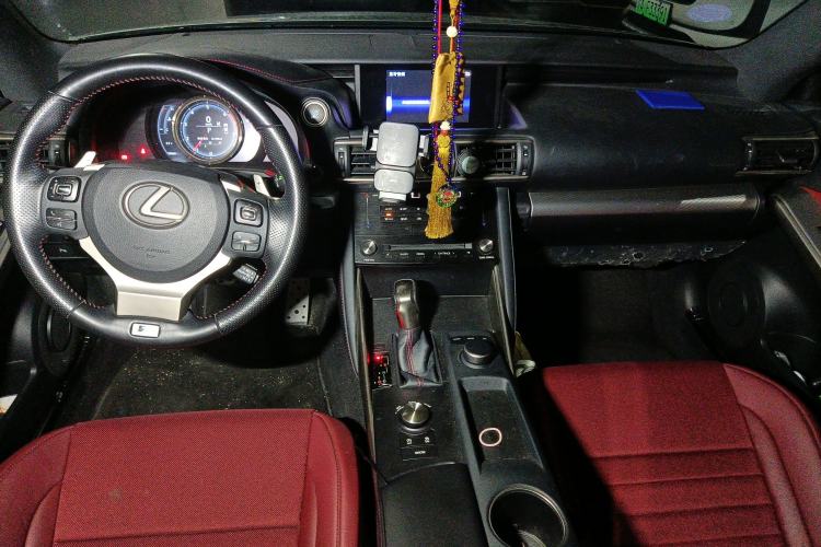 Used Lexus IS 2017 300 F SPORT Edition
