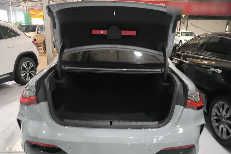 Used BMW 4 Series 2024 425i M Sport Package Trunk