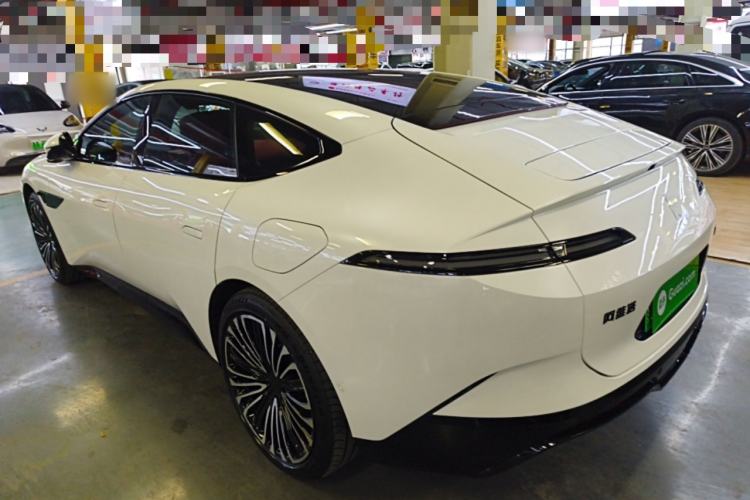 Used Avatr 12 2025 Refresh Master All-Electric Four-Wheel Drive
