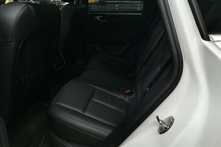 Used Porsche Macan 2022 Macan S 2.9T