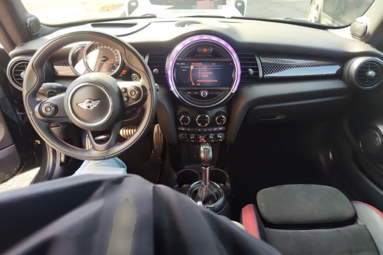 Used MINI JCW 2017 2.0T JOHN COOPER WORKS Avant-Garde