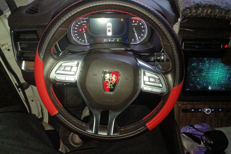 Used Roewe RX8 2019 30T Smart Connectivity Two-Wheel Drive Supreme Flagship Edition
