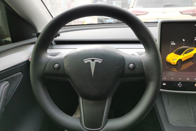 Used Tesla Model Y 2024 Rear-Wheel-Drive Version
