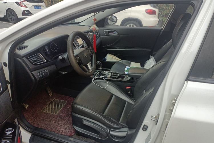 Used Hyundai Mistra 2014 1.8L Automatic Smart GLS
