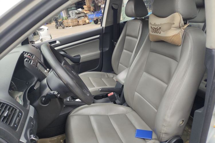 Used Volkswagen Sagitar 2011 1.4 TSI Automatic Tech Model
