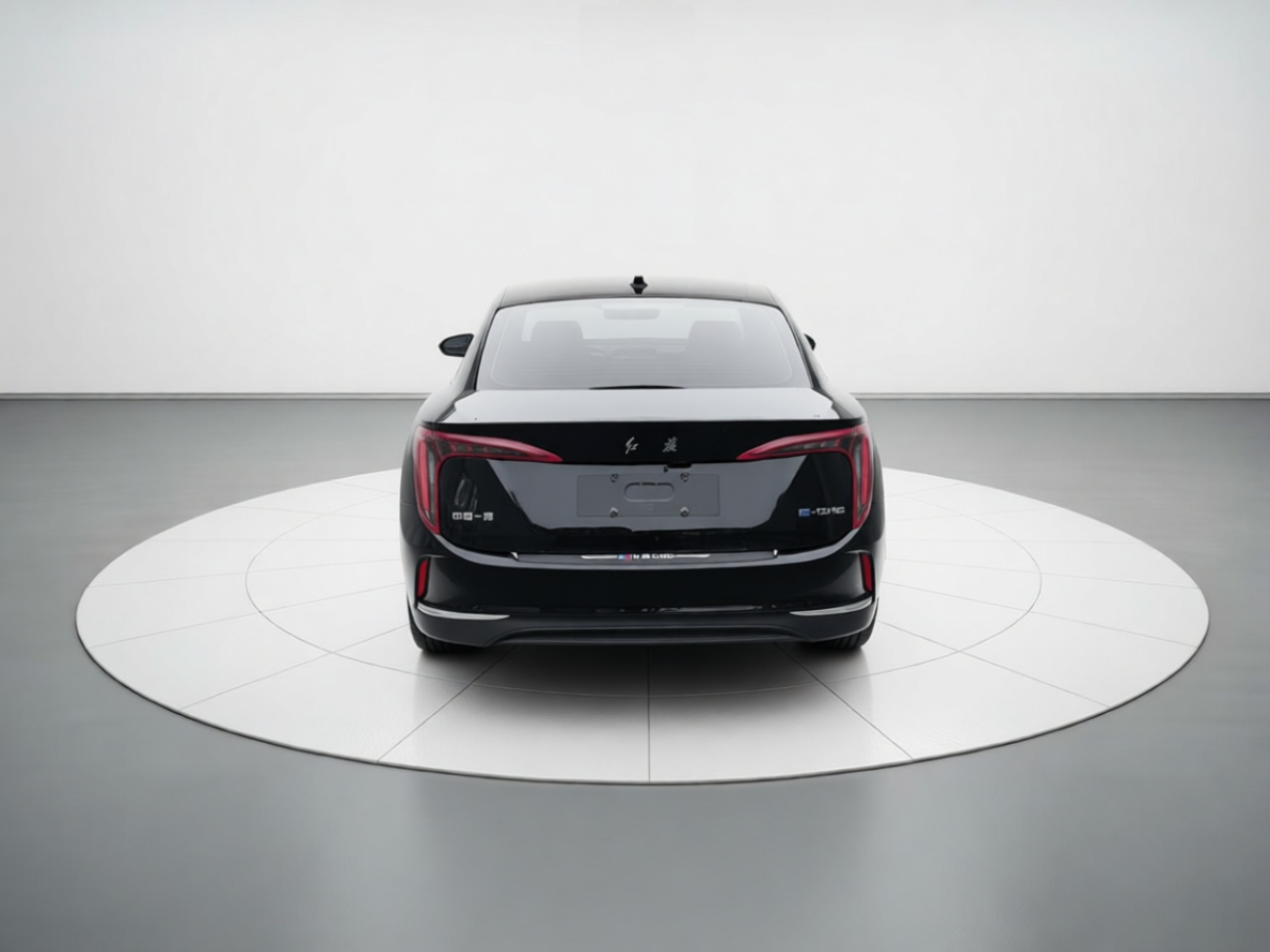 Hongqi E-QM5 2023 Base Travel Edition — снимка 5