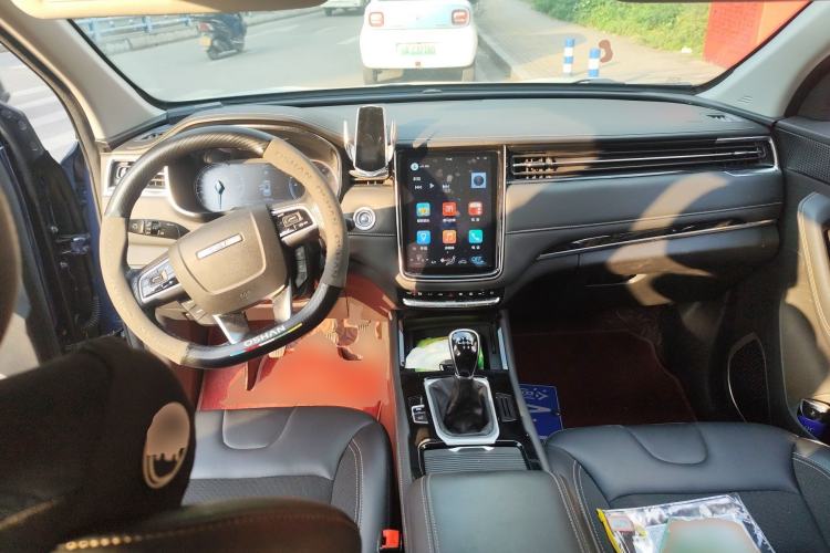 Used CHANGAN OSHAN COSPro 2021 1.5T Manual Flagship 7-Seater Center Console